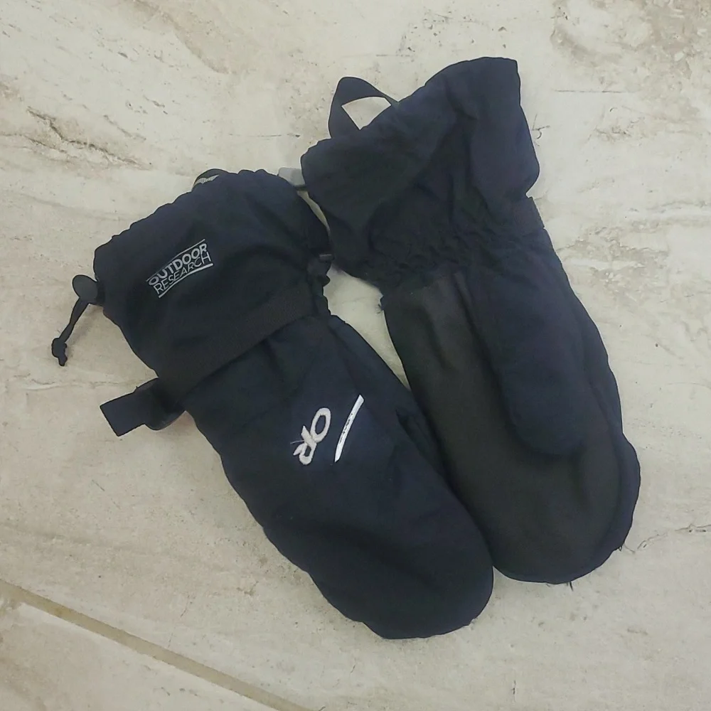 Outdoor Research black mittens kids size 5